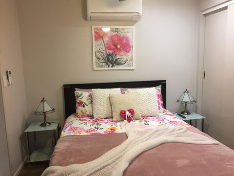 Shasta Place - Hotel Accommodation 2