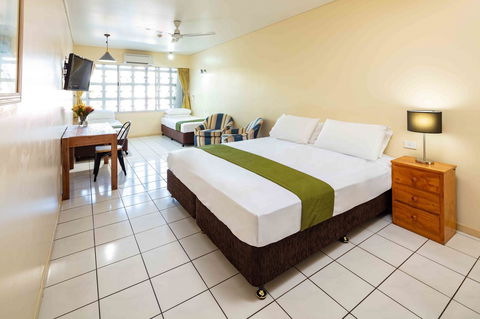 Hides Hotel - Hotel Accommodation 13