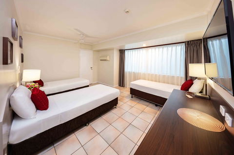 Hides Hotel - Hotel Accommodation 9