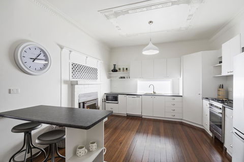 The Lighthouse - Hotel Accommodation 12