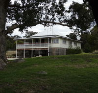 Loughmore House - Hotel Accommodation