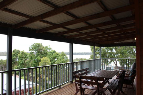 Waterside View - Hotel Accommodation 0