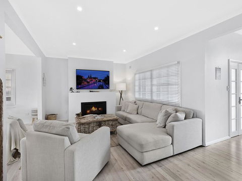 Waterview Beach House - Hotel Accommodation 2