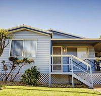 Wavecrest Village  Tourist Park - Hotel Accommodation