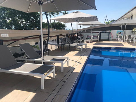 Welcome To The Centre Of Paradise - Hotel Accommodation 2
