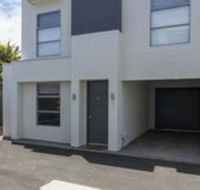 West Croydon Condo - Hotel Accommodation