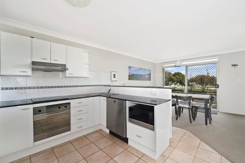 Westport Palms 14 Buller Street - Hotel Accommodation 1