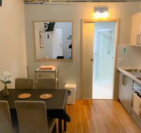 Westside Studio Apartments - Hotel Accommodation