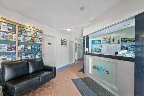 White Crest Luxury Apartments - Hotel Accommodation 3