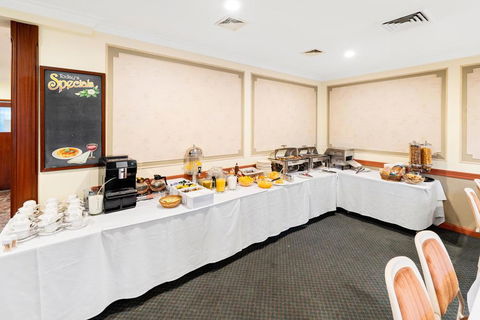 WM Hotel Bankstown - Hotel Accommodation 3