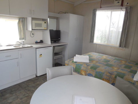 Wodonga Caravan & Cabin Park - Hotel Accommodation 2