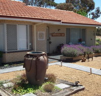 Yellow Gum Bed and Breakfast - Hotel Accommodation