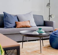 Your home on Smith St Collingwood With Parking - Hotel Accommodation