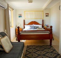 Zen Escape Guest House - Hotel Accommodation