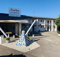 Zorba Waterfront Motel - Hotel Accommodation