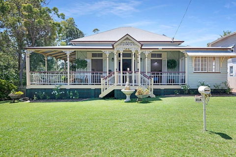 A Charming Queenslander - Hotel Accommodation 4