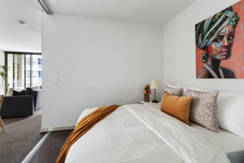 A Chic 2BR Apt Near Southern Cross, With Secure Parking - Hotel Accommodation 2