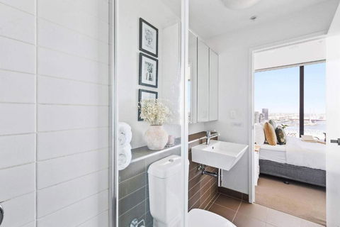 A Cozy 2BR Apt With Harbour Views And FREE Parking - Hotel Accommodation 4