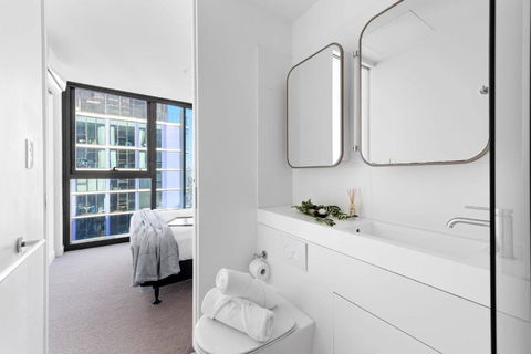A Cozy & Comfy 2BR Apt Up In The Clouds Near CBD - Hotel Accommodation 2