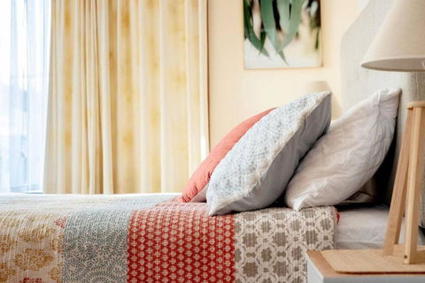 A Little Getaway - 17 Lawson St SWR - Hotel Accommodation 1