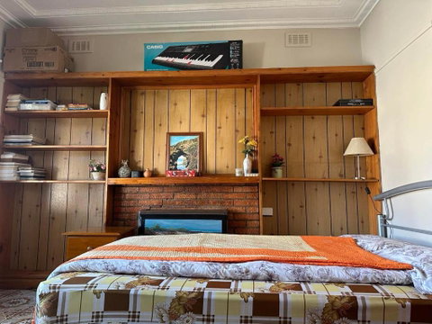 A Nice And Spacious Room In Sunshine - Hotel Accommodation 3