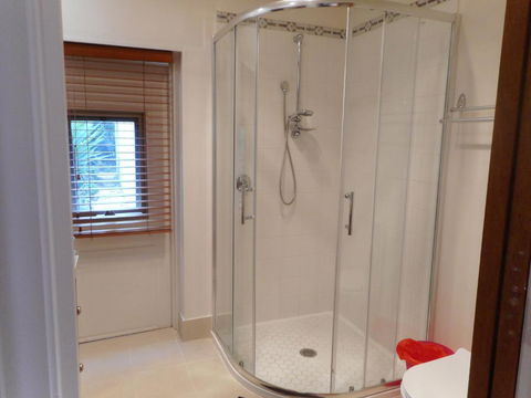 A Spacious Holiday Suite - Hotel Accommodation 1