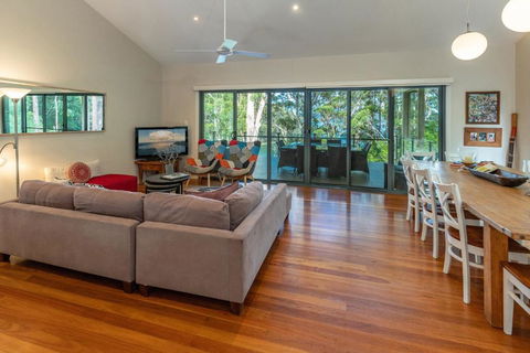 A Yarraangunthi - Hotel Accommodation 3