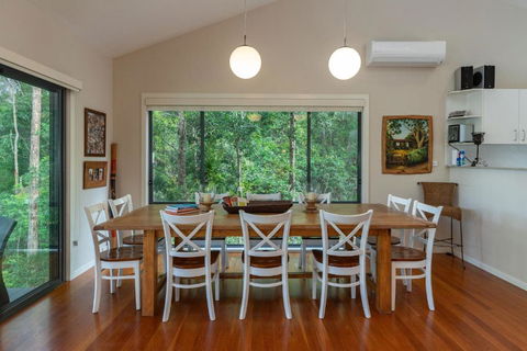 A Yarraangunthi - Hotel Accommodation 2