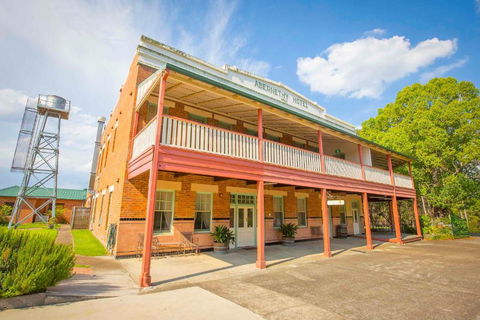 Abernethy House & Cottage - Hotel Accommodation 2