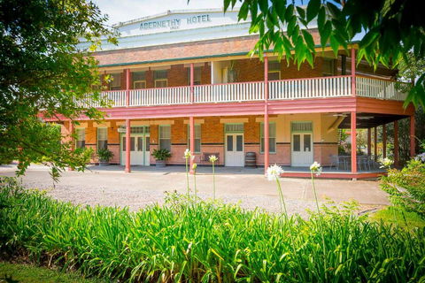 Abernethy House & Cottage - Hotel Accommodation 4