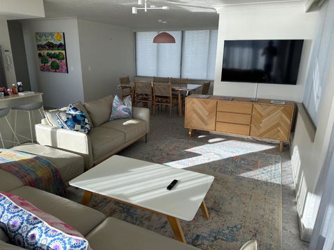 Absolute Beach Frontage Two Bedroom - Hotel Accommodation 3