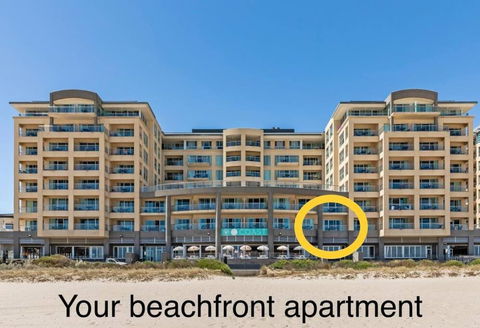 Absolute Beachfront At The Pier Glenelg - Hotel Accommodation 1