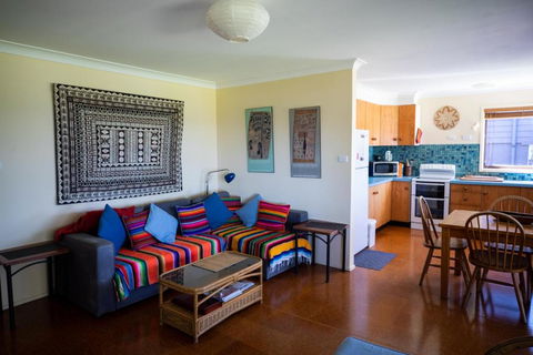 Absolute Beachfront Mollymook - Hotel Accommodation 1