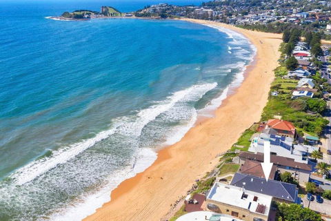 Absolute Beachfront Surf Unit In Terrigal/Wambi - Hotel Accommodation 0