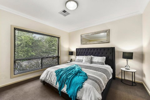 Accommodation On Lansell 1 Being Unit 1 Of 6 Lansell Street - Hotel Accommodation 1