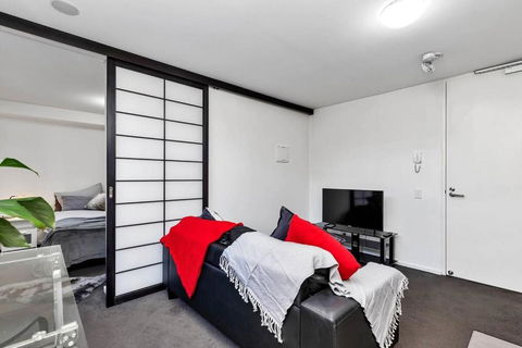 Adelaide CBD, East End Delight! Wifi, Central, Cafe - Hotel Accommodation 0