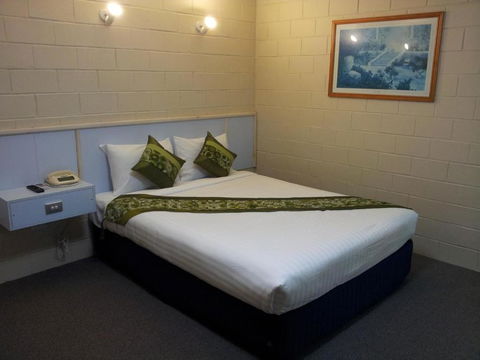 Admiral Nelson Motor Inn - Hotel Accommodation 4