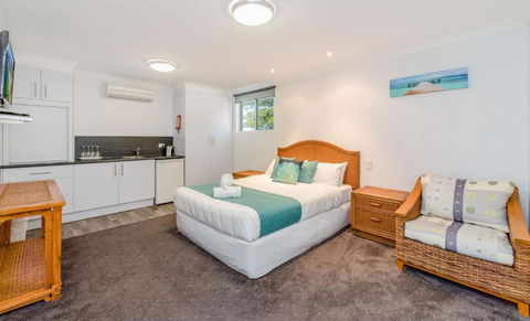 Adrift Apartments - Hotel Accommodation 4