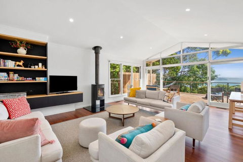 Adrift - Hotel Accommodation 1