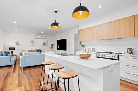 Aerial Beach House 2 - Hotel Accommodation 3