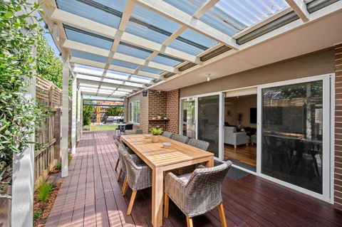 Aerial Beach House 2 - Hotel Accommodation 2