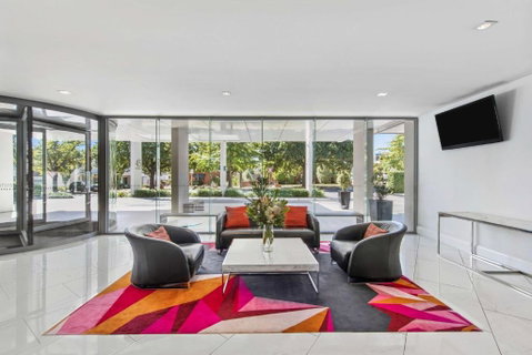 Adina Serviced Apartments Canberra Dickson - Hotel Accommodation 1
