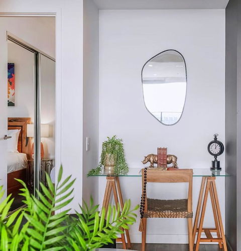 Above Brisbane King Suite With Rooftop Pool Deck - Hotel Accommodation 4