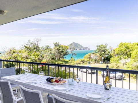 Albacore 3 Waterfront Pool Lift And Views - Hotel Accommodation 0