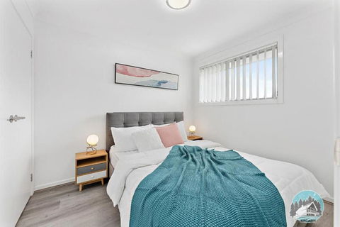 Aircabin - Edmondson Park - 4 Beds Compy House - Hotel Accommodation 3
