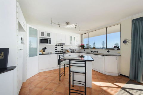 Akuna 23 6 Joffre Street - Hotel Accommodation 2