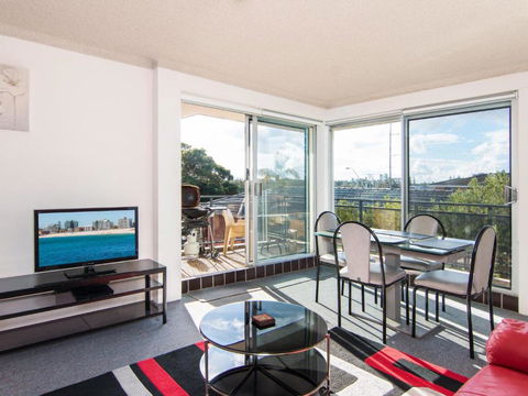 Albert Court 8 - Hotel Accommodation 0