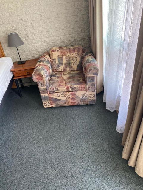 Alexander Motor Inn - Hotel Accommodation 2