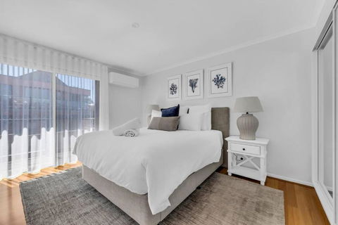 All About The View - Hotel Accommodation 1