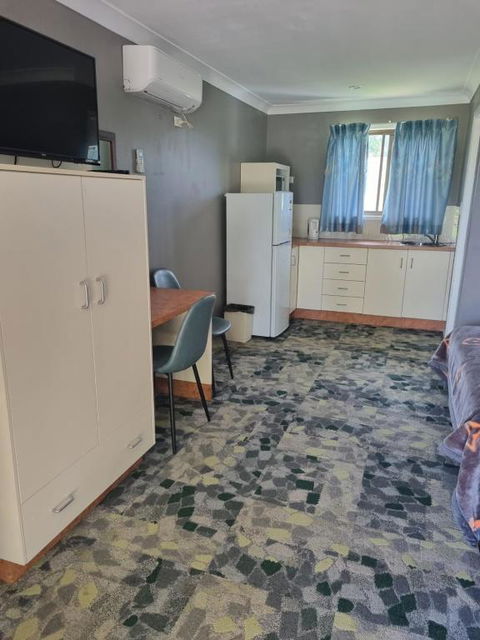 All Seasons Country Lodge - Hotel Accommodation 1